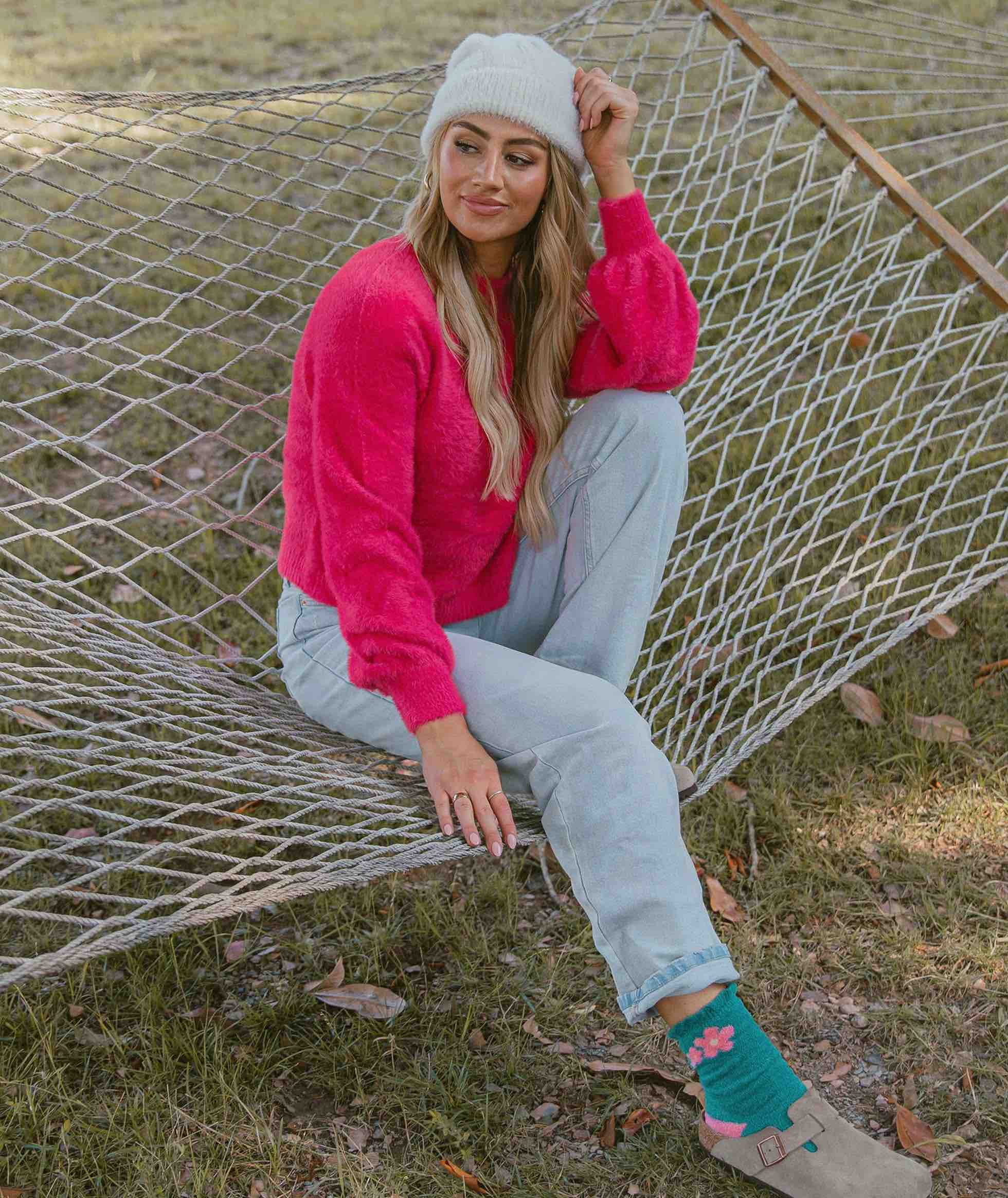 Cropped Feather Knit Sweater