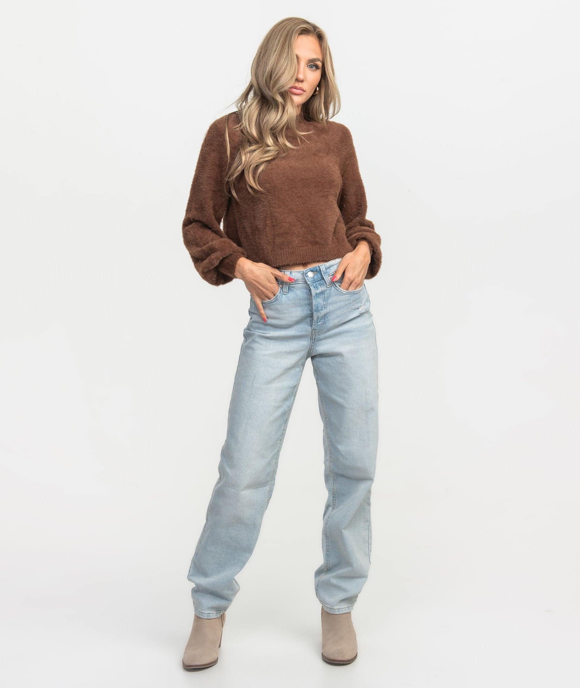 Cropped Feather Knit Sweater